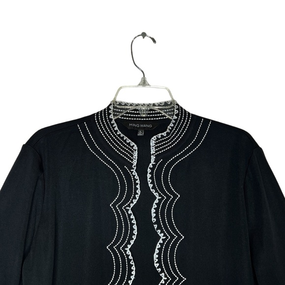 Ming Wang Embroidered Scallop Cardigan Size L Black Acrylic Knit Open Front - Picture 2 of 7